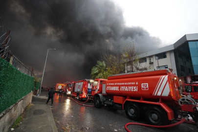 İstanbul Beylikdüzü'nde fabrika yangını