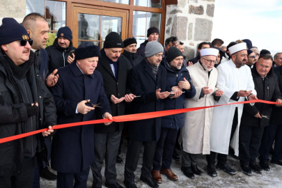 Pir Ali Baba Türbesi hizmete açıldı